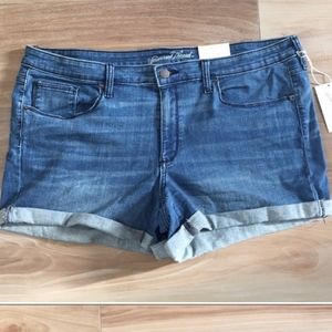 mid rise midi denim shorts